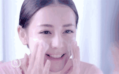 正确的洁面步骤3